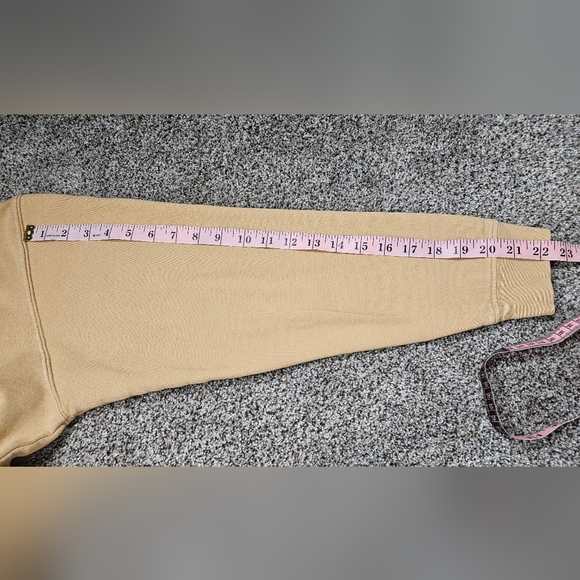 Taylor Swift Folklore Era Still On That Tightrope Crewneck Yellow Size L - Picture 8 of 8